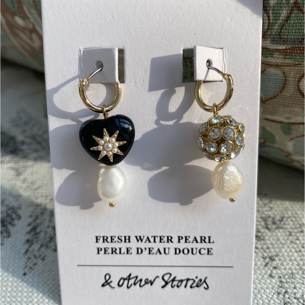 & Other Stories 🖤 Fresh Water Pearl Earrings